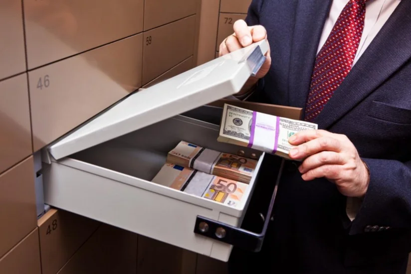 Azərbaycan banklarına qoyulan depozitlər cüzi azalıb