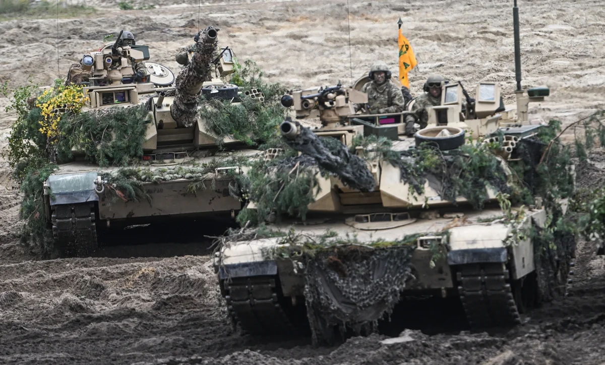 Ukraynalı hərbçilər “Abrams” tanklarının idarə edilməsi üzrə təlimi başa vurublar