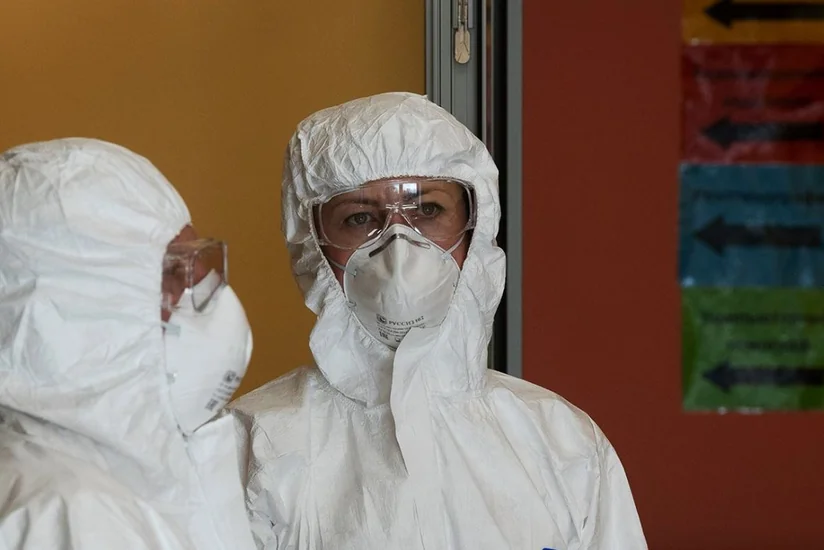 Rusiyada koronavirus xəstələrinin sayı 887,5 mini ötdü