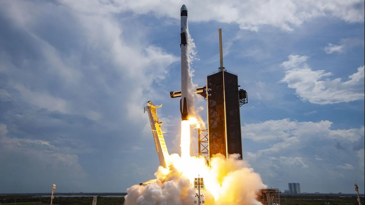 Ракета компании SpaceX вывела на орбиту 40 спутников OneWeb