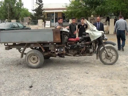 ​Salyan sakini qeyri-adi motosikl düzəldib - FOTO