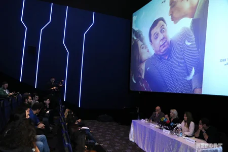 CinemaPlusda “Çat Kapı Aşk” filmi ilə bağlı mətbuat konfransı keçirilib