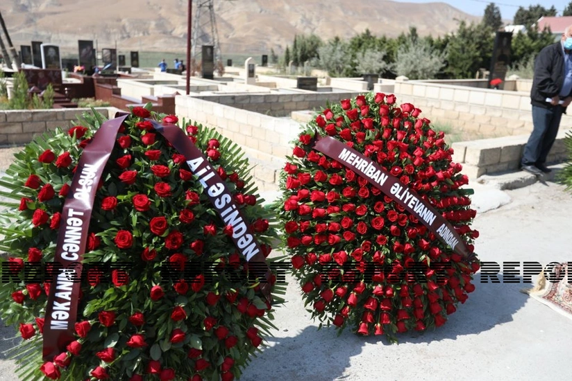 Mehriban Əliyeva Yaqub Zurufçunun dəfn mərasiminə əklil göndərib