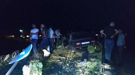 На юге Азербайджана столкнулись два автомобиля, есть пострадавшие - ФОТО