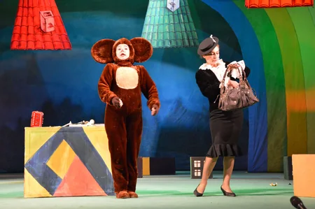 Gənc Tamaşaçılar Teatrında “Çeburaşka” tamaşasının premeyrası keçirilib