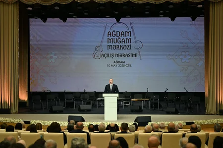 İlham Əliyev və Mehriban Əliyeva Ağdam Muğam Mərkəzinin açılışında iştirak ediblər - YENİLƏNİB-3