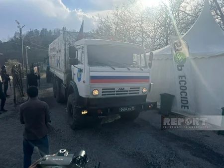 По дороге Ханкенди-Лачын беспрепятственно проехали 100 автомобилей миротворцев