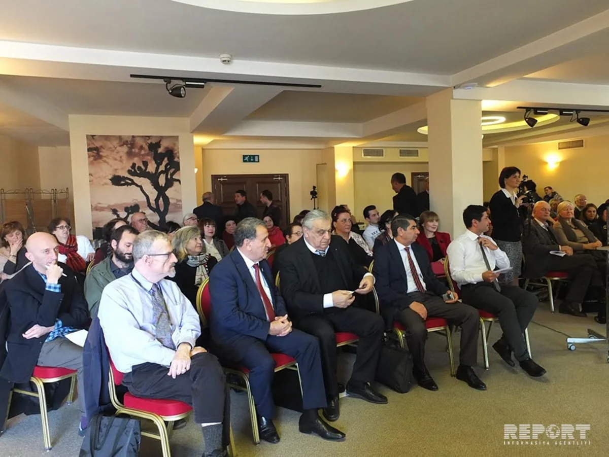 Tbilisidə Şota Rustavelinin 850 illiyinə həsr olunmuş konfrans keçirilir - FOTO