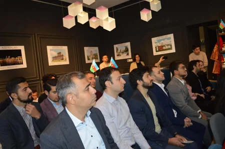 Budapeştdə Şərqi Avropa azərbaycanlılarının görüşü keçirilib