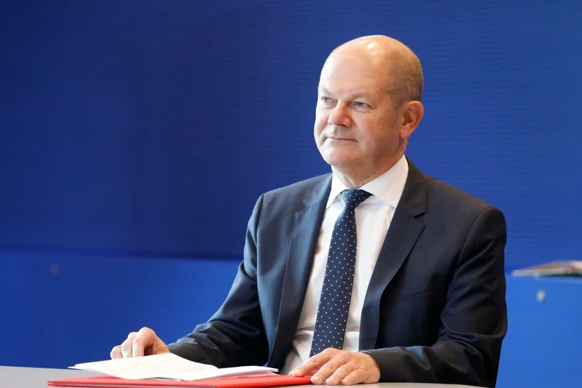 Şolts Harrisin çox yaxşı prezident olacağını bildirib