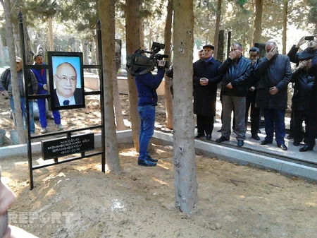 Maqsud İbrahimbəyov I Fəxri xiyabanda dəfn edilib