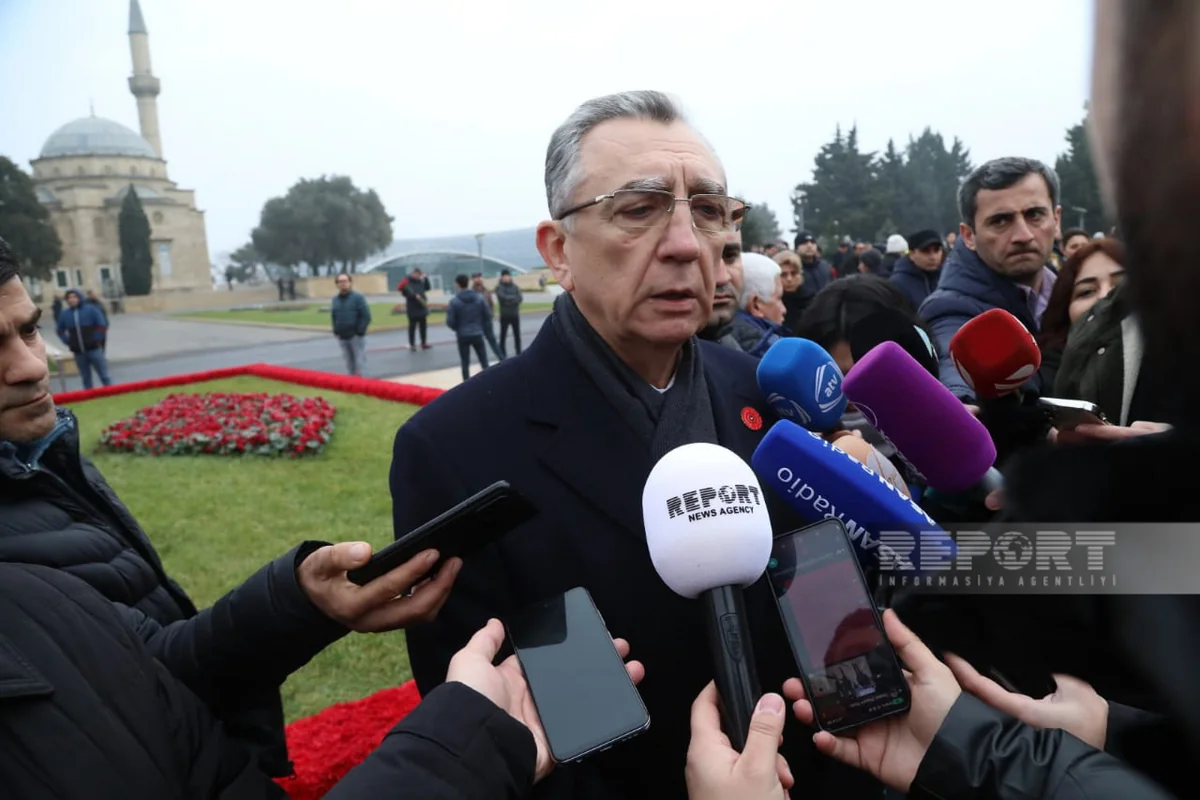 Eldar Əzizov: Cümə məscidinin əsaslı şəkildə təmir işləri tamamlanmaq üzrədir