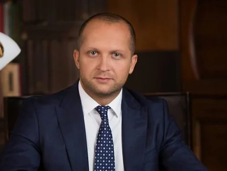 Украинские депутаты: Незадолго до второго тура президентских выборов все может измениться в любой момент