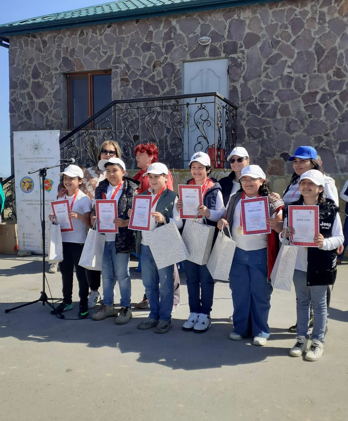 Ekoloji Bilik Günündə ekoturizm yarışması keçirilib