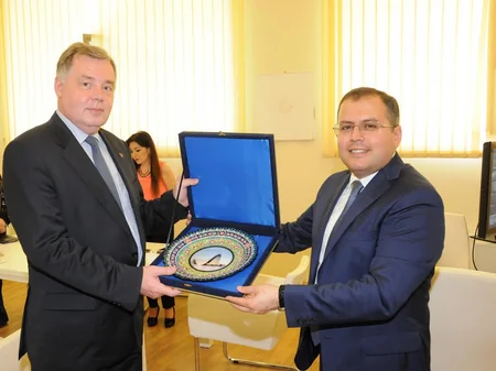 Дни Азербайджана предложено провести в Санкт-Петербурге