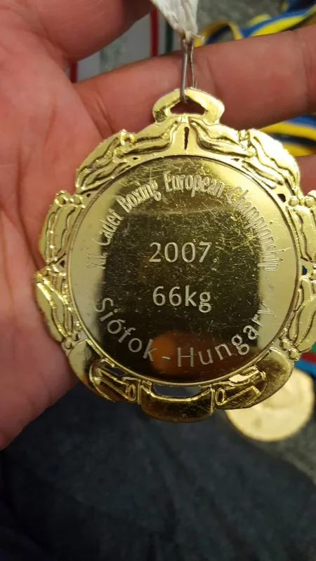 Ata Qarabağda, oğlu Ukraynada döyüşdü - didərgin ailənin tarixçəsi