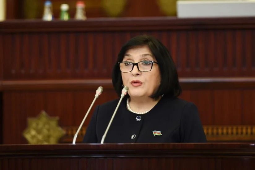 MM-də Sahibə Qafarova ilə deputat arasında mübahisə: “Zahid müəllim, söhbət qurtardı, diskussiya açmayın”