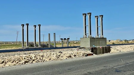 Zığ-Hövsan yolunda 3 yerüstü piyada keçidi inşa edilir