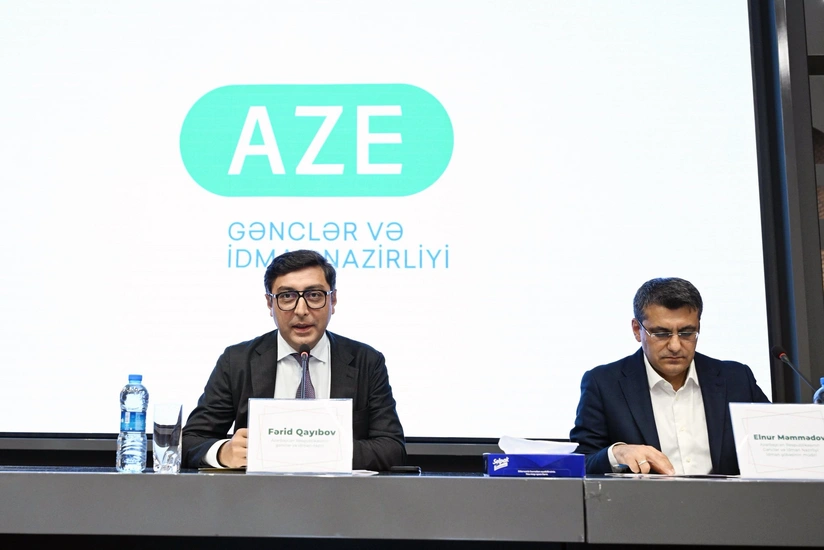 Fərid Qayıbov ay ərzində beynəlxalq yarışlarda uğurla çıxış etmiş idmançılarla görüşüb