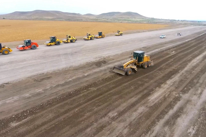 Qarabağ və Şərqi Zəngəzurdakı yol layihələri barədə məlumat açıqlanıb