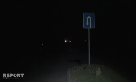 Yevlaxda məktəbliləri daşıyan mikroavtobus qəzaya uğrayıb - FOTO - YENİLƏNİB