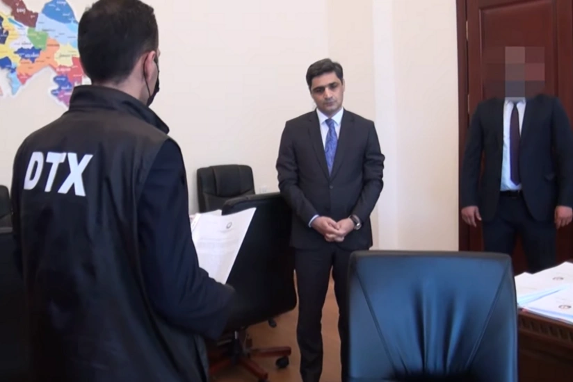 Prokuror sabiq nazir müavininə cəza istəyib