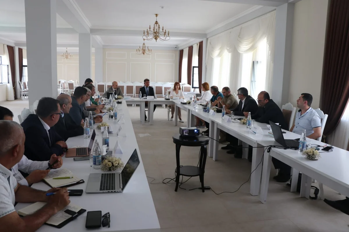 Pollution of Okhchuchay discussed at meeting of working group on environmental issues