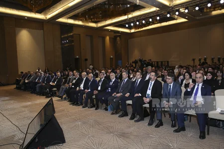 Bakıda islamofobiya ilə mübarizəyə dair beynəlxalq konfrans yekunlaşıb, kommunike qəbul edilib - YENİLƏNİB-2