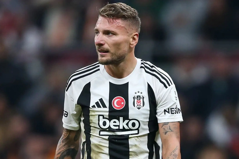 Beşiktaş klubu hücumçusu ilə yollarını ayırıb