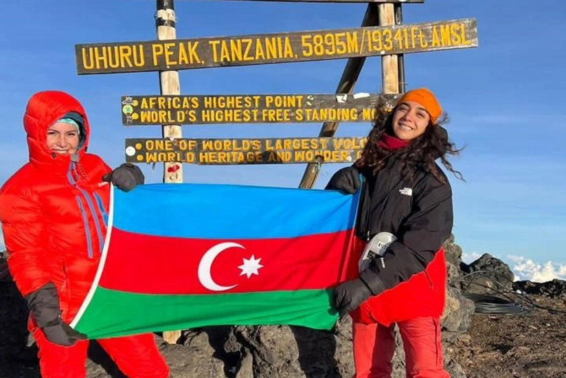 Azerbaijani rescuer conquers highest peak in Africa, raises flag of Azerbaijan
