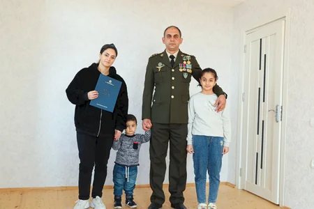 Şəhid ailələri və müharibə əlillərinə daha 50 mənzil verilib