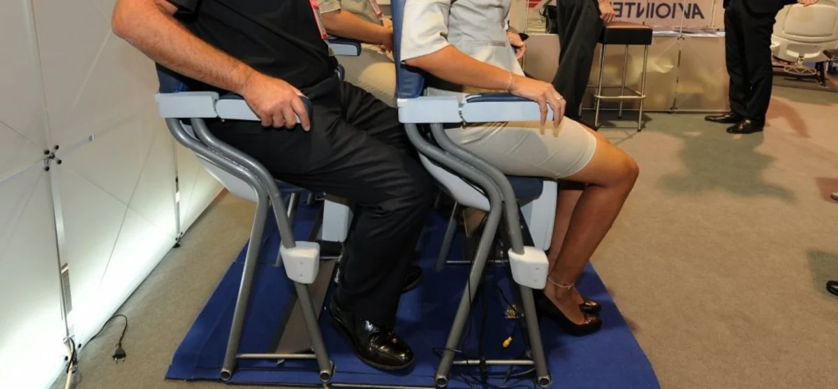 ABŞ-da sərnişin təyyarələrində oturacaqlar arasındakı məsafə azaldılır