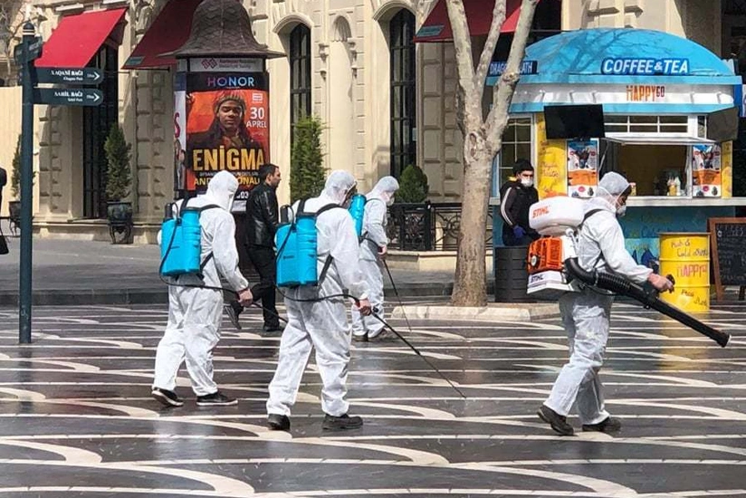 Bakıda insanların sıx toplaşdığı ərazilərdə dezinfeksiya işləri aparılır