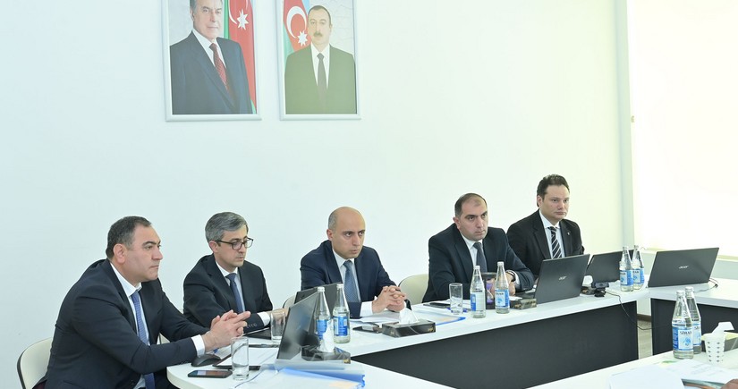 Elm və təhsil naziri Sabirabadda vətəndaşları qəbul edib