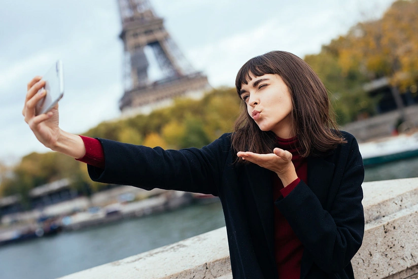 İnsanların selfiyə münasibəti onlar haqda nəyi deyir?