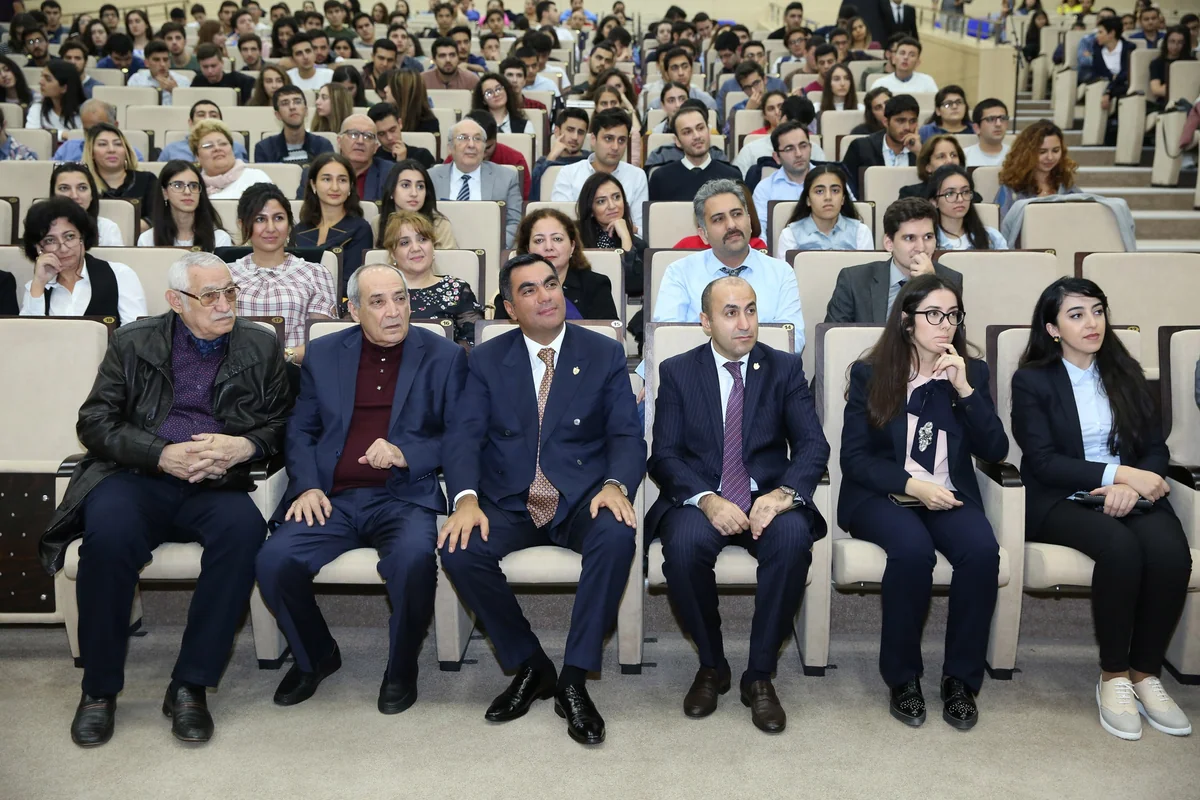 Bakı Ali Neft Məktəbində “Nəsimi” filmi nümayiş etdirilib