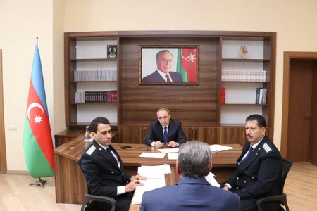 Baş prokuror Gəncədə vətəndaşları qəbul edib