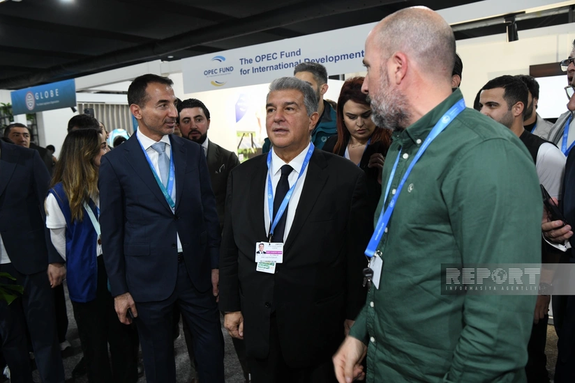 Barcelona president visits pavilions at COP29 venue