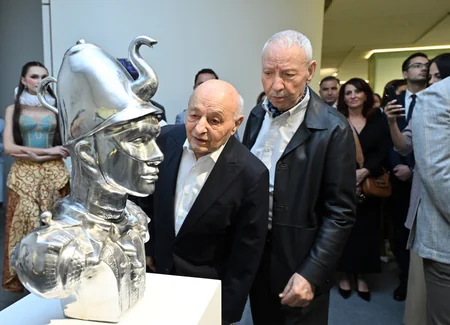 Heydar Aliyev Center hosts Brazilian artist`s exhibition Reflection of Eternity