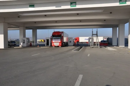 ​Azərbaycan Tacikistana növbəti humanitar yardım karvanını yola salıb - VİDEO