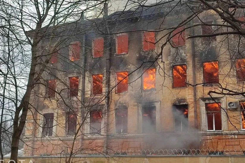 Число погибших при пожаре в военном НИИ в Твери выросло до 22