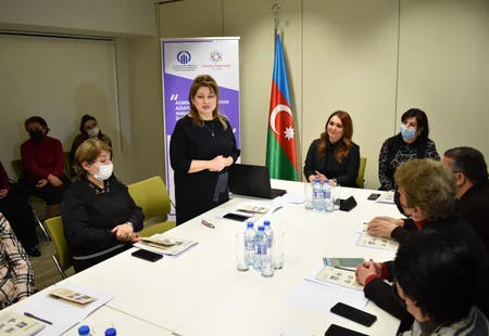 Qaxda yaşayan azsaylı xalqların nümayəndələri öz mədəniyyətlərini qoruyub saxlayırlar