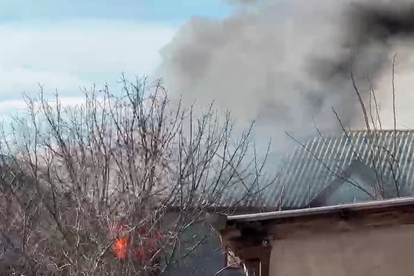 Sumqayıtda yaşayış evindəki yanğın söndürülüb - YENİLƏNİB