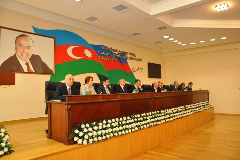 Kəmaləddin Heydərov: 26 binanın istismara hazır olması barədə müsbət rəy tərtib edilib”