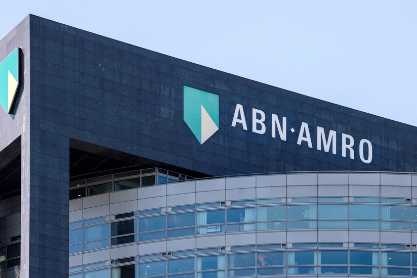 Aparıcı bank işçilərinin 15%-ni ixtisar edəcək