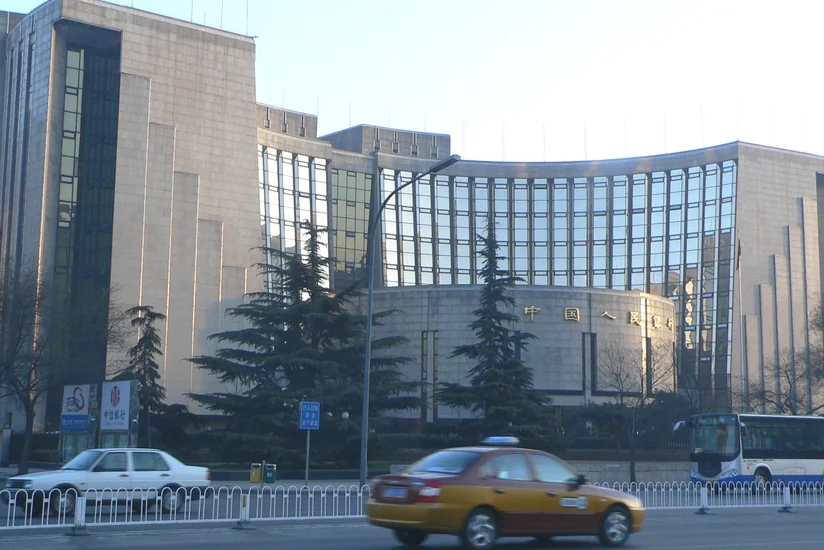 Çin iqtisadiyyata rekord məbləğdə pul ötürüb