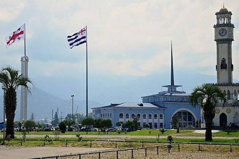 Gürcüstanda dörd məmur rüşvət üstündə saxlanılıb