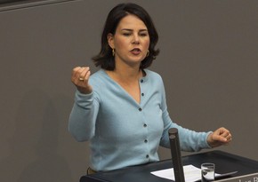 Бербок: Германия готова вести с Россией диалог на тему безопасности 