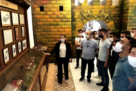 Türkiyəli hərbçilər Hərb Tarixi Muzeyini ziyarət etdi