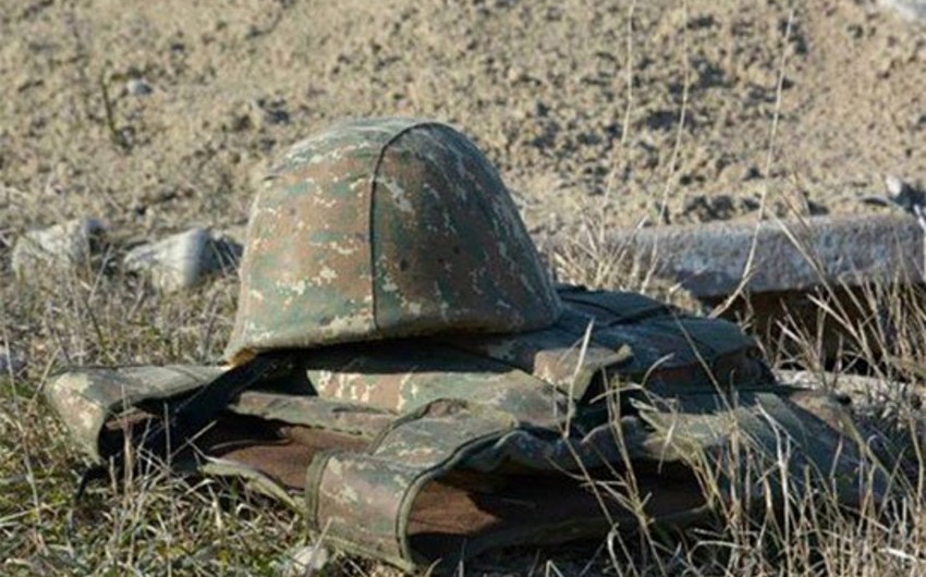 Erməni hərbçi döyüş mövqeyində başından güllə yarası alaraq ölüb